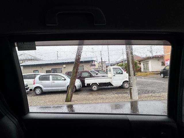 フリードスパイクハイブリッド ジャストセレクション 両側オートスライドドア 純正ナビゲーションTV ビルトインETC 純正15インチアルミホイール(29枚目)