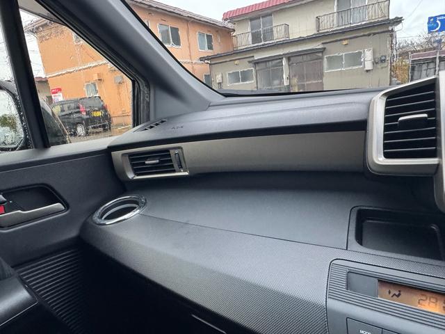 フリードスパイクハイブリッド ジャストセレクション 両側オートスライドドア 純正ナビゲーションTV ビルトインETC 純正15インチアルミホイール(65枚目)