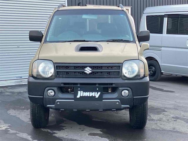 ジムニー ランドベンチャー　４ＷＤ　ＥＴＣ　キーレスエントリー　シートヒーター　ＡＴ　ＡＢＳ　ＣＤ　ＵＳＢ　ルーフレール　アルミホイール　衝突安全ボディ　エアコン　パワーウィンドウ（12枚目）