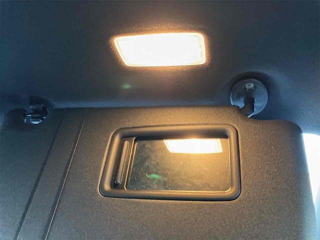 ヴォクシー ＺＳ　煌ＩＩ　４ＷＤ　ＥＴＣ　バックカメラ　ＴＶ　クリアランスソナー　オートクルーズコントロール　レーンアシスト　衝突被害軽減システム　両側電動スライドドア　オートマチックハイビーム　オートライト（33枚目）