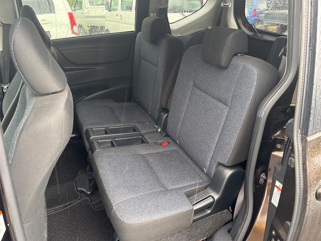 シエンタ Ｘ　４ＷＤ　ドライブレコーダー　バックカメラ　ナビ　ＴＶ　両側スライド・片側電動　キーレスエントリー　３列シート　ＣＶＴ　ＣＤ　ミュージックプレイヤー接続可　Ｂｌｕｅｔｏｏｔｈ　衝突安全ボディ　ＡＢＳ（44枚目）