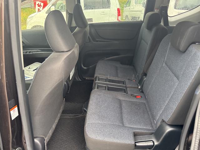 シエンタ Ｘ　４ＷＤ　ドライブレコーダー　バックカメラ　ナビ　ＴＶ　両側スライド・片側電動　キーレスエントリー　３列シート　ＣＶＴ　ＣＤ　ミュージックプレイヤー接続可　Ｂｌｕｅｔｏｏｔｈ　衝突安全ボディ　ＡＢＳ（45枚目）