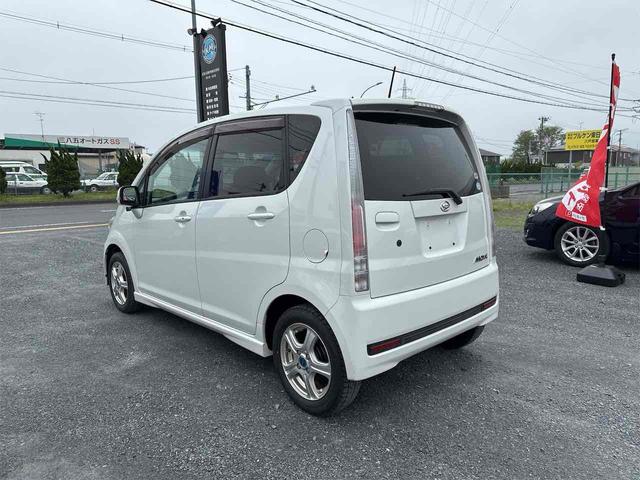 ムーヴ カスタム　Ｘ　４ＷＤ　ＨＩＤ　スマートキー　電動格納ミラー　ベンチシート　ＣＶＴ　盗難防止システム　ＡＢＳ　ミュージックプレイヤー接続可　アルミホイール　衝突安全ボディ　エアコン　パワーステアリング（6枚目）