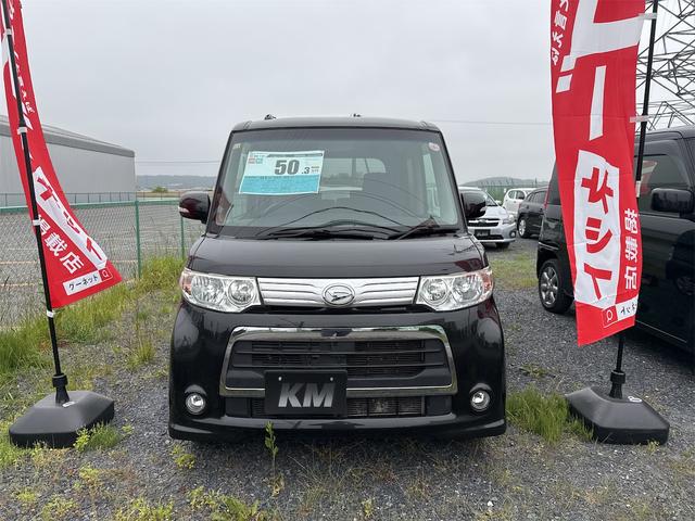 タント カスタムＸ　４ＷＤ　電動スライドドア　ＨＩＤ　スマートキー　アイドリングストップ　電動格納ミラー　ベンチシート　ＣＶＴ　盗難防止システム　ＡＢＳ　ＣＤ　ＵＳＢ　アルミホイール　衝突安全ボディ　エアコン（2枚目）
