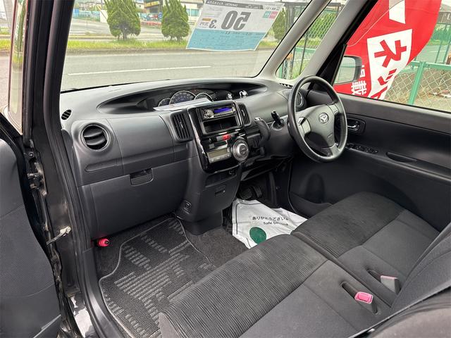 タント カスタムＸ　４ＷＤ　電動スライドドア　ＨＩＤ　スマートキー　アイドリングストップ　電動格納ミラー　ベンチシート　ＣＶＴ　盗難防止システム　ＡＢＳ　ＣＤ　ＵＳＢ　アルミホイール　衝突安全ボディ　エアコン（13枚目）