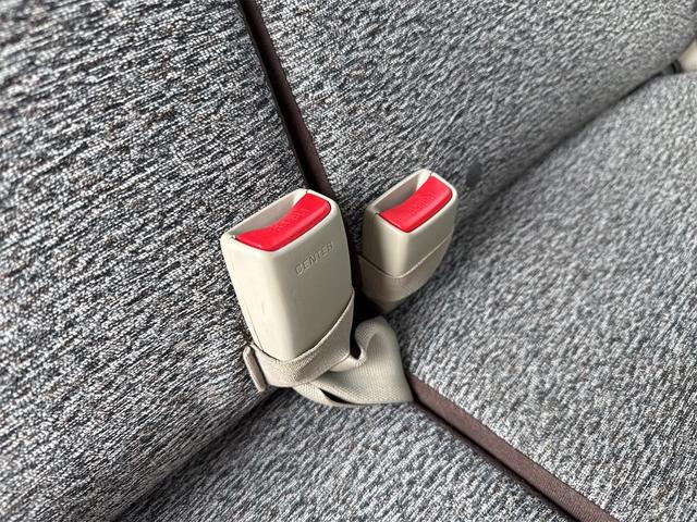 パッソ Ｘ　クツロギ　４ＷＤ　ドライブレコーダー　ＥＴＣ　バックカメラ　ナビ　ＴＶ　アルミホイール　スマートキー　電動格納ミラー　ＣＶＴ　盗難防止システム　衝突安全ボディ　ベンチシート　ＡＢＳ　Ｂｌｕｅｔｏｏｔｈ　エアコン（30枚目）