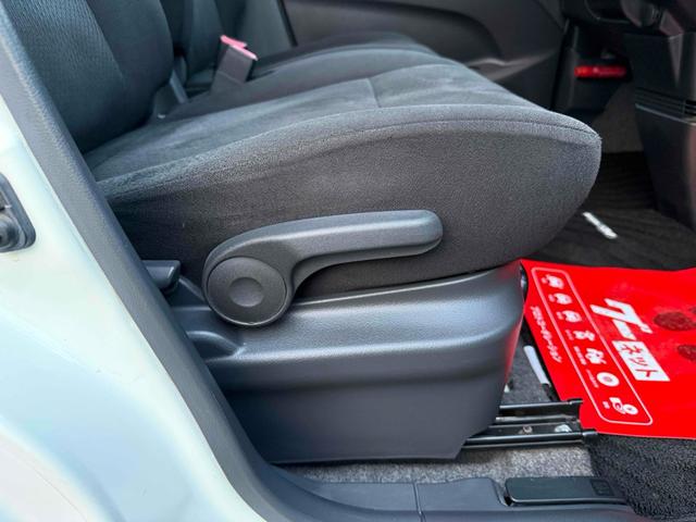 パレットSW XS 4WD 両側スライド・片側電動 ナビ TV オートライト HID スマートキー シートヒーター ベンチシート CVT 盗難防止システム ABS CD DVD再生 アルミホイール 衝突安全ボディ(31枚目)