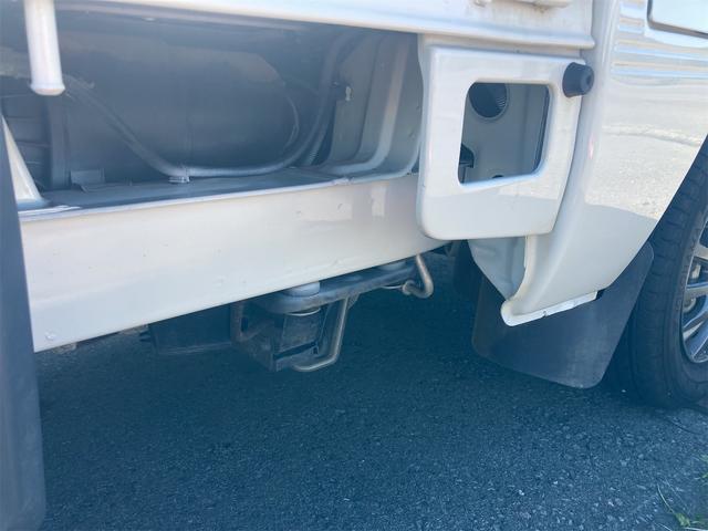 ハイゼットトラック 農用スペシャル　４ＷＤ　５速マニュアル　エアコン　パワステ　作業灯　積載量３５０ｋｇ　軽トラック　ラジオ　三方開　取扱説明書　社外１２インチアルミ（14枚目）