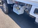 ＫＣエアコン・パワステ　４ＷＤ　ＡＴ　エアコン　パワーステアリング　運転席エアバッグ　軽トラック　積載量３５０ｋｇ　ラジオ　三方開　社外１２インチアルミ（30枚目）