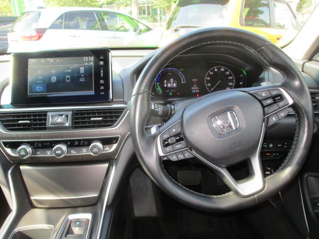 アコード ＥＸ　サンルーフ　革シート　パワーシート　ドライブレコーダー　メモリーナビ　フルセグＴＶ　バックカメラ　ＣＤ　Ｂｌｕｅｔｏｏｔｈ接続　衝突被害軽減システム　スマートキー　ＥＴＣ　レーンアシスト（15枚目）