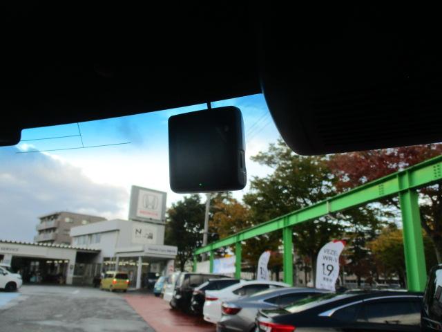 N-BOXカスタム L(25枚目)