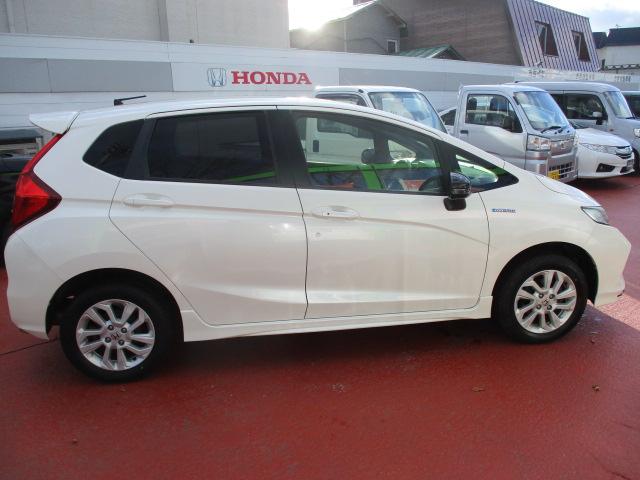 フィットハイブリッド Sホンダセンシング(4枚目)