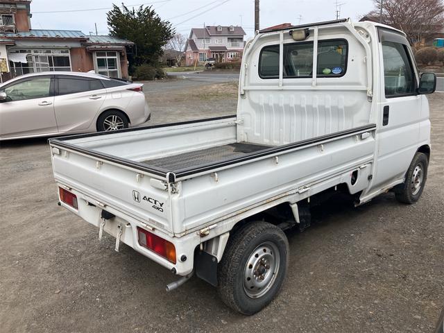 アクティトラック 　４ＷＤ　ＭＴ　パワーステアリング　運転席エアバッグ　記録簿（8枚目）