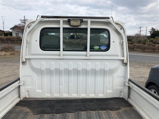 アクティトラック 　４ＷＤ　ＭＴ　パワーステアリング　運転席エアバッグ　記録簿（12枚目）