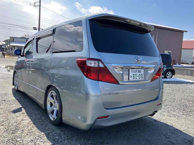 アルファード ３５０Ｓ　Ｃパッケージ　バックカメラ　ＴＶ　クリアランスソナー　オートクルーズコントロール　両側電動スライドドア　ＨＩＤ　電動リアゲート　スマートキー　電動格納ミラー　後席モニター　３列シート　パワーシート　オットマン　ＡＴ（16枚目）