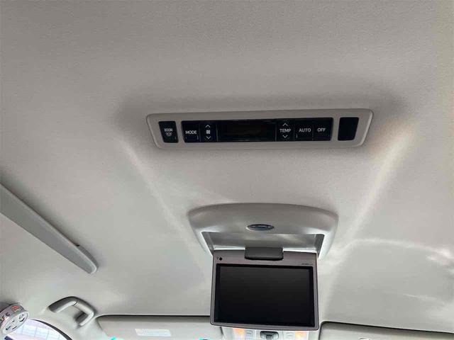 アルファード ３５０Ｓ　Ｃパッケージ　バックカメラ　ＴＶ　クリアランスソナー　オートクルーズコントロール　両側電動スライドドア　ＨＩＤ　電動リアゲート　スマートキー　電動格納ミラー　後席モニター　３列シート　パワーシート　オットマン　ＡＴ（22枚目）