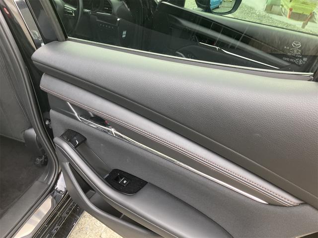 ＭＡＺＤＡ３ファストバック １５Ｓツーリング　４ＷＤ　ＥＴＣ　バックカメラ　クリアランスソナー　オートクルーズコントロール　レーンアシスト　衝突被害軽減システム　アルミホイール　オートマチックハイビーム　オートライト　ＬＥＤヘッドランプ（8枚目）