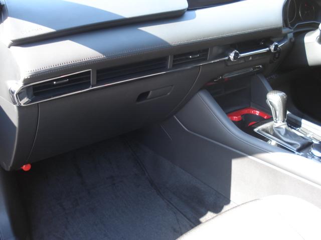 ＭＡＺＤＡ３ファストバック １５Ｓツーリング　４ＷＤ　ＥＴＣ　バックカメラ　クリアランスソナー　オートクルーズコントロール　レーンアシスト　衝突被害軽減システム　アルミホイール　オートマチックハイビーム　オートライト　ＬＥＤヘッドランプ（46枚目）