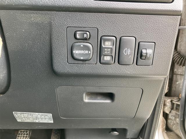 タウンエースバン 　４ＷＤ　両側スライドドア　ＡＴ　アルミホイール　エアコン　パワーウィンドウ　運転席エアバッグ　助手席エアバッグ（30枚目）