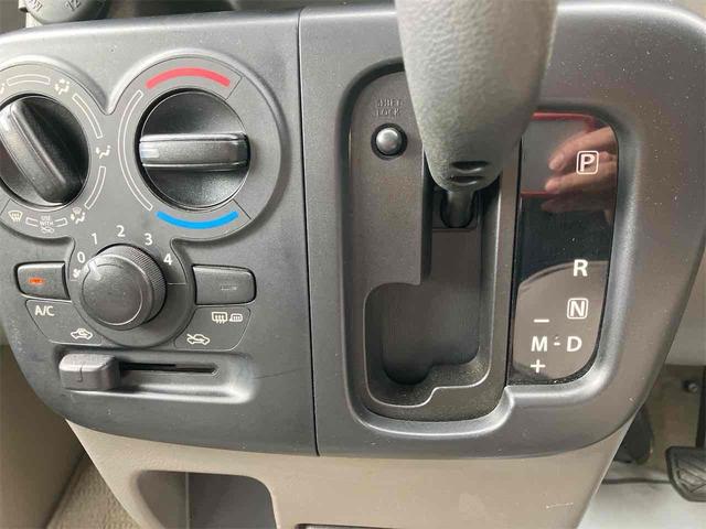 エブリイ ジョイン　４ＷＤ　軽バン　ＡＴ　両側スライドドア　電動格納ミラー　盗難防止システム　ＡＢＳ　エアコン　パワーステアリング　パワーウィンドウ　運転席エアバッグ　助手席エアバッグ　ＣＤ　ミュージックプレイヤー接続可（5枚目）
