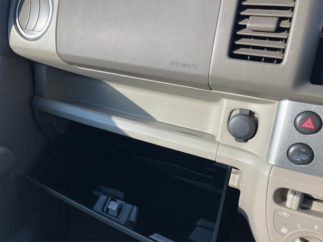 エブリイワゴン ＪＰ　４ＷＤ　両側スライドドア　電動格納ミラー　シートヒーター　ＭＴ　盗難防止システム　ＡＢＳ　ＣＤ　アルミホイール　衝突安全ボディ　エアコン　パワーステアリング　パワーウィンドウ　運転席エアバッグ（6枚目）