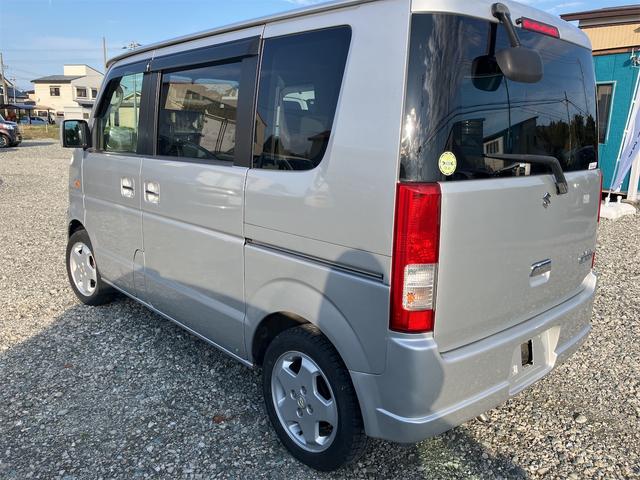 エブリイワゴン ＪＰ　４ＷＤ　両側スライドドア　電動格納ミラー　シートヒーター　ＭＴ　盗難防止システム　ＡＢＳ　ＣＤ　アルミホイール　衝突安全ボディ　エアコン　パワーステアリング　パワーウィンドウ　運転席エアバッグ（17枚目）