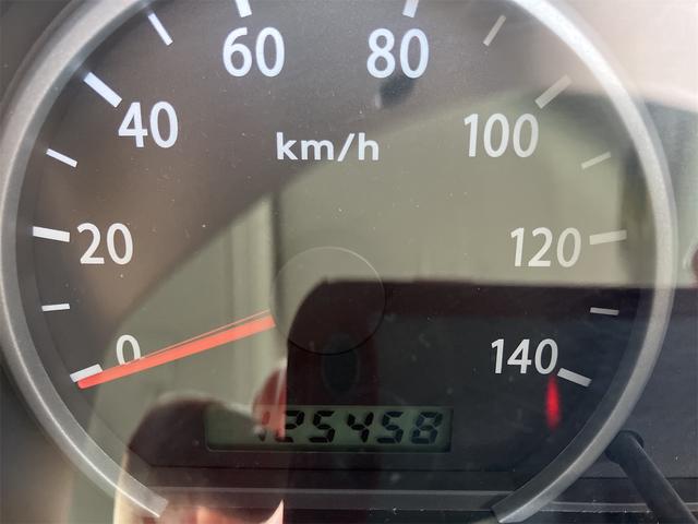 エブリイワゴン ＪＰ　４ＷＤ　両側スライドドア　電動格納ミラー　シートヒーター　ＭＴ　盗難防止システム　ＡＢＳ　ＣＤ　アルミホイール　衝突安全ボディ　エアコン　パワーステアリング　パワーウィンドウ　運転席エアバッグ（21枚目）