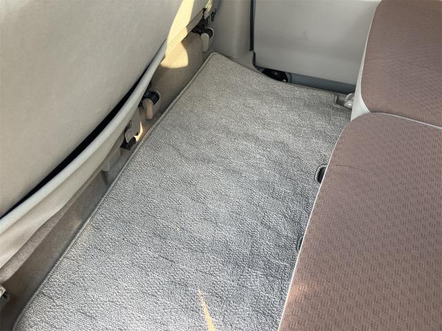 エブリイワゴン ＪＰ　４ＷＤ　両側スライドドア　電動格納ミラー　シートヒーター　ＭＴ　盗難防止システム　ＡＢＳ　ＣＤ　アルミホイール　衝突安全ボディ　エアコン　パワーステアリング　パワーウィンドウ　運転席エアバッグ（23枚目）