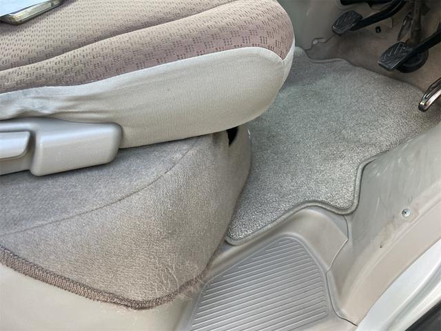 エブリイワゴン ＪＰ　４ＷＤ　両側スライドドア　電動格納ミラー　シートヒーター　ＭＴ　盗難防止システム　ＡＢＳ　ＣＤ　アルミホイール　衝突安全ボディ　エアコン　パワーステアリング　パワーウィンドウ　運転席エアバッグ（27枚目）