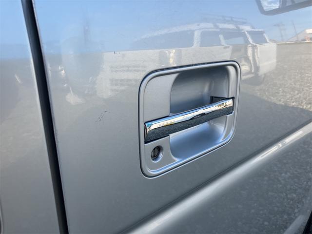 エブリイワゴン ＪＰ　４ＷＤ　両側スライドドア　電動格納ミラー　シートヒーター　ＭＴ　盗難防止システム　ＡＢＳ　ＣＤ　アルミホイール　衝突安全ボディ　エアコン　パワーステアリング　パワーウィンドウ　運転席エアバッグ（34枚目）