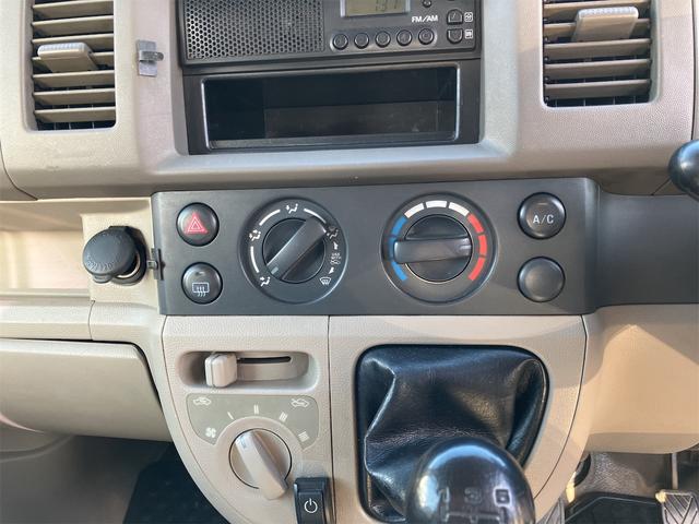 エブリイ ＰＡ　４ＷＤ　両側スライドドア　ＭＴ　衝突安全ボディ　エアコン　パワーステアリング（16枚目）