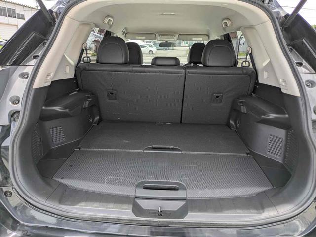 エクストレイル ２０Ｘ　４ＷＤ　アルミホイール　スマートキー　アイドリングストップ　電動格納ミラー　シートヒーター　ＣＶＴ　盗難防止システム　衝突安全ボディ　ＡＢＳ　ＥＳＣ　エアコン　パワーステアリング　パワーウィンドウ（25枚目）