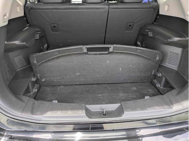 エクストレイル ２０Ｘ　４ＷＤ　アルミホイール　スマートキー　アイドリングストップ　電動格納ミラー　シートヒーター　ＣＶＴ　盗難防止システム　衝突安全ボディ　ＡＢＳ　ＥＳＣ　エアコン　パワーステアリング　パワーウィンドウ（26枚目）