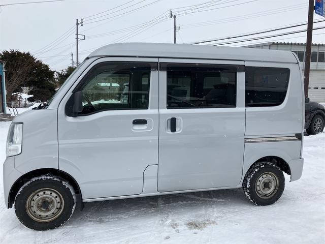 エブリイ PC 4WD AT 両側スライドドア 盗難防止システム エアコン パワーステアリング パワーウィンドウ(8枚目)