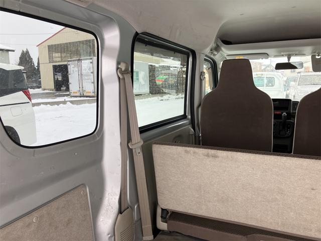 エブリイ PC 4WD AT 両側スライドドア 盗難防止システム エアコン パワーステアリング パワーウィンドウ(12枚目)