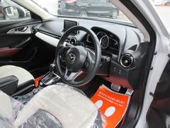 車を運転する際には運転席の存在は欠かせません。なのでしっかりとチェックしたいポイントですね。 2