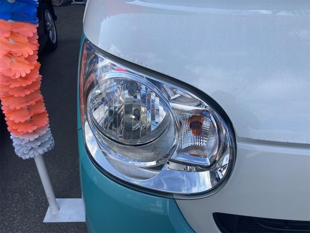 ムーヴキャンバス Ｘリミテッドメイクアップ　ＳＡＩＩＩ　４ＷＤ　バックカメラ　両側電動スライドドア　ナビ　クリアランスソナー　衝突被害軽減システム　オートマチックハイビーム　オートライト　スマートキー　アイドリングストップ　電動格納ミラー　ベンチシート（4枚目）
