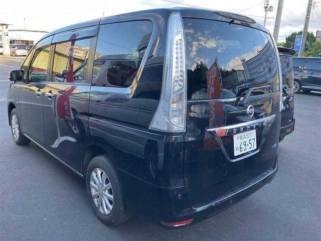 セレナ 20X アドバンスドセーフティパッケージ 4WD 全周囲カメラ ナビ TV クリアランスソナー オートクルーズコントロール レーンアシスト 衝突被害軽減システム 両側電動スライドドア オートライト スマートキー 電動格納ミラー 3列シート(5枚目)