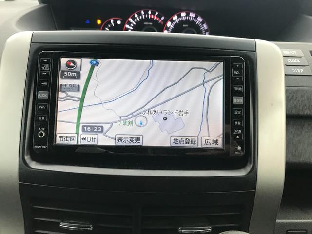 ヴォクシー Ｚ　４ＷＤ　ＥＴＣ　バックカメラ　ナビ　ＴＶ　クリアランスソナー　両側電動スライドドア　ＨＩＤ　スマートキー　ＣＶＴ　アルミホイール　ＣＤ　ＤＶＤ再生　ミュージックプレイヤー接続可　衝突安全ボディ　ＡＢＳ（2枚目）