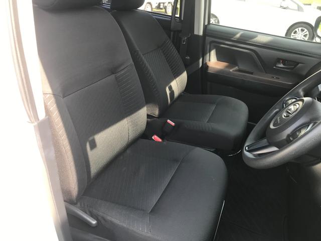 トール Ｘ　ＳＡＩＩＩ　４ＷＤ　ドライブレコーダー　ＥＴＣ　バックカメラ　ナビ　両側スライド・片側電動　クリアランスソナー　衝突被害軽減システム　オートマチックハイビーム　スマートキー　アイドリングストップ　フルフラット（32枚目）