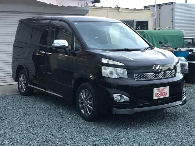 ヴォクシー ＺＳ　煌ＩＩ　４ＷＤ　ＥＴＣ　バックカメラ　ナビ　ＴＶ　両側電動スライドドア　ＨＩＤ　スマートキー　ＣＶＴ　アルミホイール　ＣＤ　Ｂｌｕｅｔｏｏｔｈ　盗難防止システム　衝突安全ボディ　ＡＢＳ　ＥＳＣ　エアコン（13枚目）