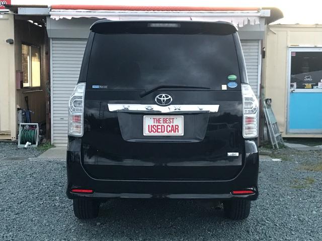 ヴォクシー ＺＳ　煌ＩＩ　４ＷＤ　ＥＴＣ　バックカメラ　ナビ　ＴＶ　両側電動スライドドア　ＨＩＤ　スマートキー　ＣＶＴ　アルミホイール　ＣＤ　Ｂｌｕｅｔｏｏｔｈ　盗難防止システム　衝突安全ボディ　ＡＢＳ　ＥＳＣ　エアコン（15枚目）