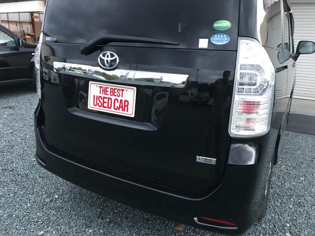 ヴォクシー ＺＳ　煌ＩＩ　４ＷＤ　ＥＴＣ　バックカメラ　ナビ　ＴＶ　両側電動スライドドア　ＨＩＤ　スマートキー　ＣＶＴ　アルミホイール　ＣＤ　Ｂｌｕｅｔｏｏｔｈ　盗難防止システム　衝突安全ボディ　ＡＢＳ　ＥＳＣ　エアコン（27枚目）
