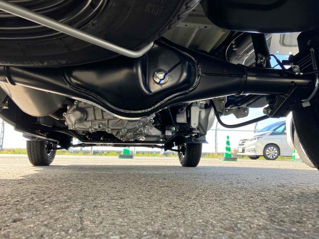 キャリイトラック ＫＣエアコン・パワステ農繁仕様　４ＷＤ　ＭＴ　クリアランスソナー　アイドリングストップ　オートライト　ＥＳＣ　エアコン　パワーウィンドウ　運転席エアバッグ　助手席エアバッグ（29枚目）