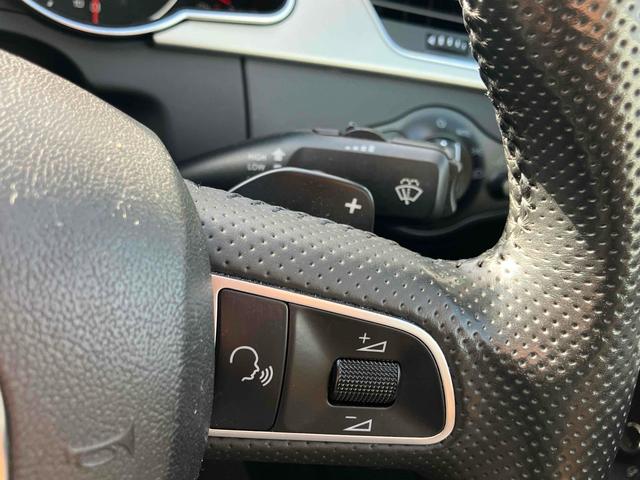 Ａ５ ２．０ＴＦＳＩクワトロ　４ＷＤ　ＥＴＣ　ナビ　ＴＶ　クリアランスソナー　オートクルーズコントロール　ＡＴ　ＨＩＤ　スマートキー　電動格納ミラー　シートヒーター　アルミホイール　パワーシート　盗難防止システム　ＡＢＳ　ＥＳＣ（9枚目）