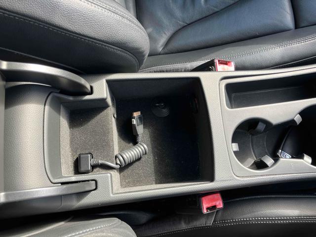 Ａ５ ２．０ＴＦＳＩクワトロ　４ＷＤ　ＥＴＣ　ナビ　ＴＶ　クリアランスソナー　オートクルーズコントロール　ＡＴ　ＨＩＤ　スマートキー　電動格納ミラー　シートヒーター　アルミホイール　パワーシート　盗難防止システム　ＡＢＳ　ＥＳＣ（11枚目）