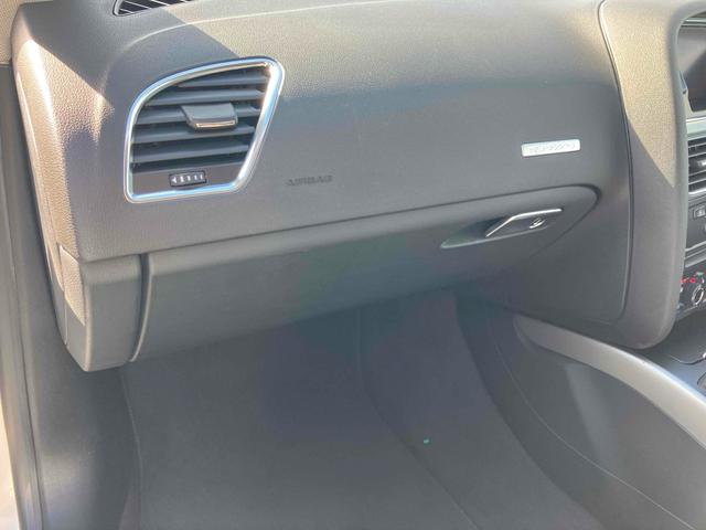 Ａ５ ２．０ＴＦＳＩクワトロ　４ＷＤ　ＥＴＣ　ナビ　ＴＶ　クリアランスソナー　オートクルーズコントロール　ＡＴ　ＨＩＤ　スマートキー　電動格納ミラー　シートヒーター　アルミホイール　パワーシート　盗難防止システム　ＡＢＳ　ＥＳＣ（35枚目）