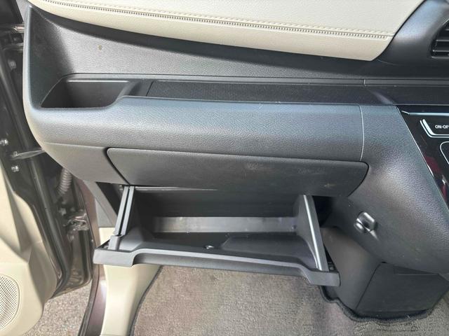 デイズ Ｘ　４ＷＤ　純正９インチナビ＆ＴＶ　全周囲カメラ　ＥＴＣ２．０　前後ドラレコ　エンジンスターター　ＬＥＤヘッドライト　衝突被害軽減システム　スマートキー　電動格納ミラー　シートヒーター　ＣＶＴ（35枚目）