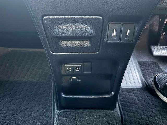 ヴォクシー ＺＳ　煌ＩＩ　４ＷＤ　９インチナビ＆フルセグＴＶ　バックカメラ　ドラレコ　ＥＴＣ　クリアランスソナー　オートクルーズコントロール　レーンアシスト　衝突被害軽減システム　両側電動スライドドア　オートマチックハイビーム（46枚目）
