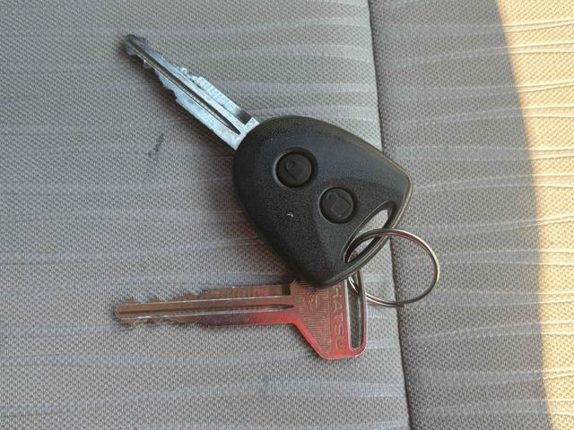 ミライース Ｌ　４ＷＤ　キーレスエントリー　アイドリングストップ　ＣＶＴ　盗難防止システム　ＡＢＳ　ＥＳＣ　ＣＤ　アルミホイール　衝突安全ボディ　エアコン　パワーステアリング　パワーウィンドウ（7枚目）